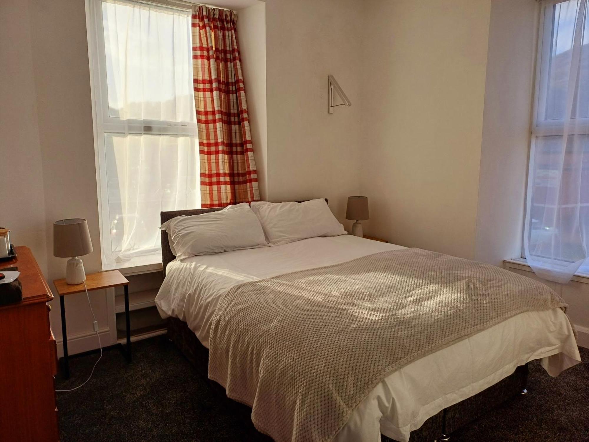 Queens Rooms Porthmadog Oda fotoğraf